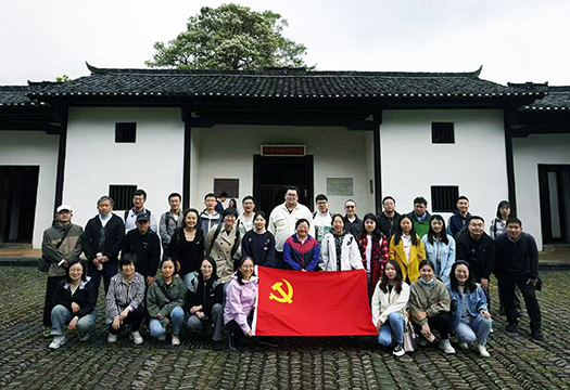 北京某公司工程经济所红色文化教育培训班风采
